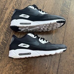 Nike Air Max Black and White Shoes size 13 Men’s